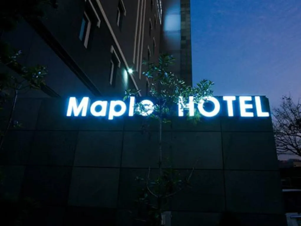 Maple Hotel 济州市